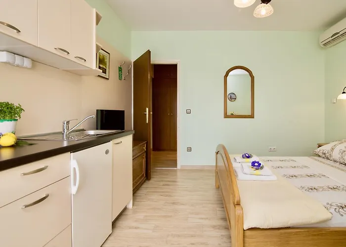 Pansion Adria Gæstehus 3*