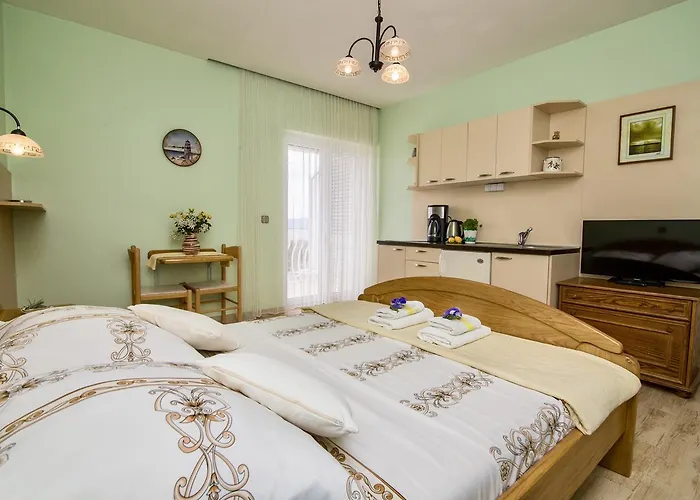 Penzion Pansion Adria Sveti Filip i Jakov